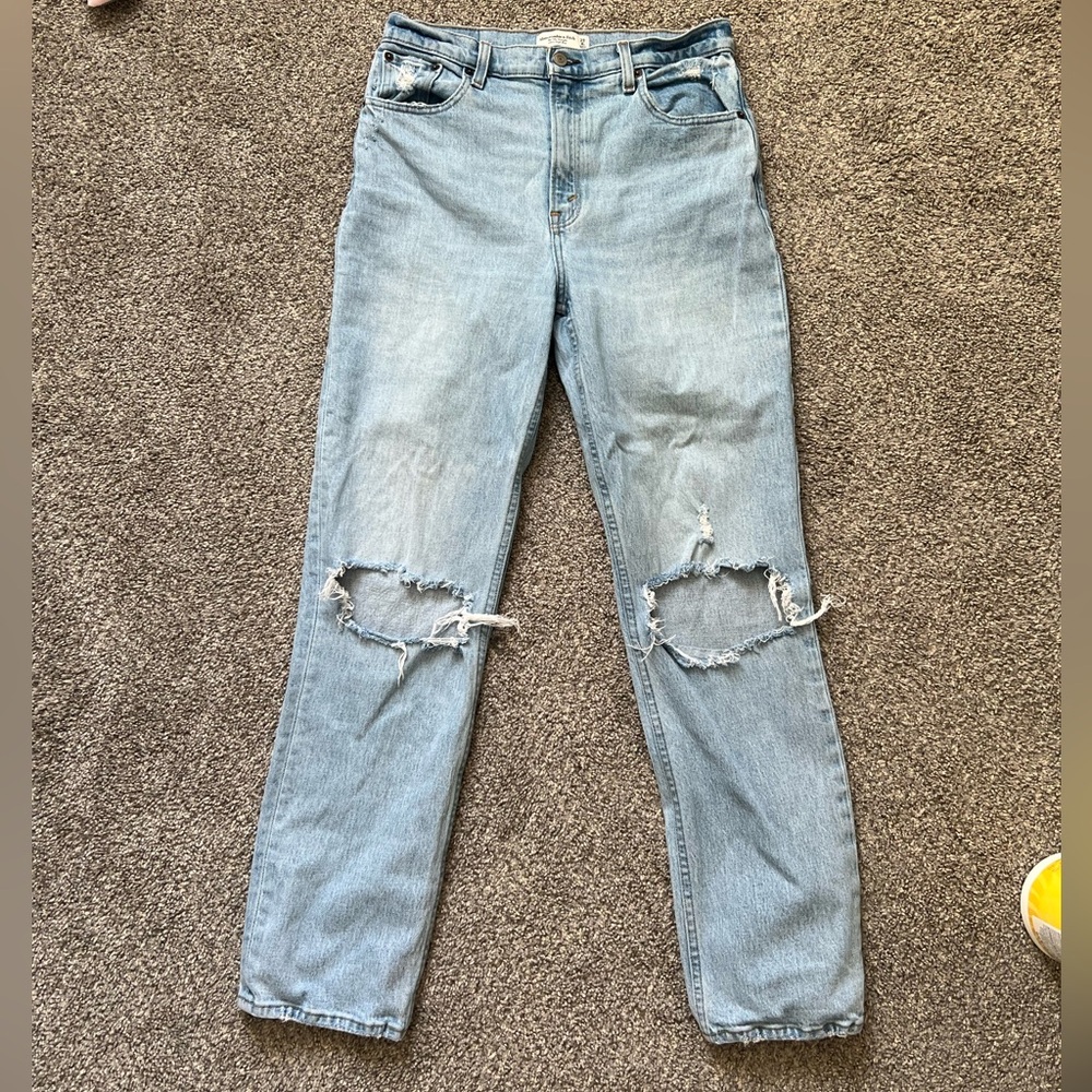 Abercrombie and Fitch the 90s straight high rise Jean